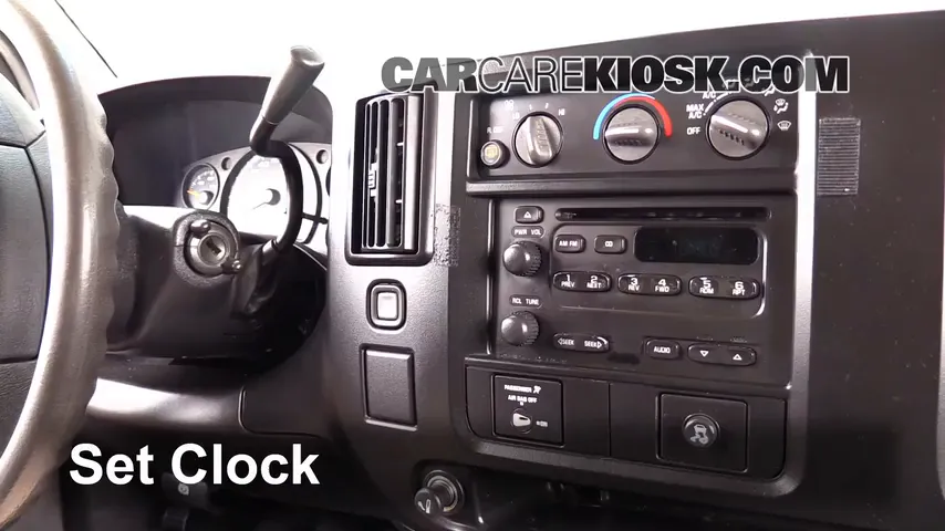 2007 Chevrolet Express 3500 LS 6.0L V8 Standard Passenger Van (3 Door) Clock